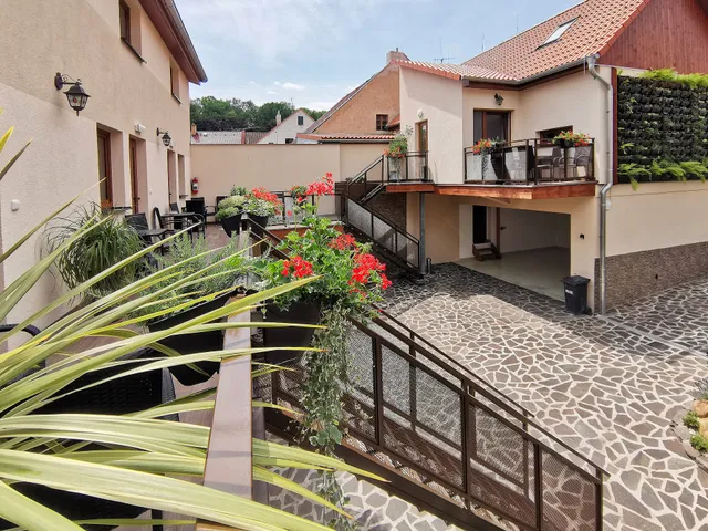 Pension Aranka - accommodation Zatec