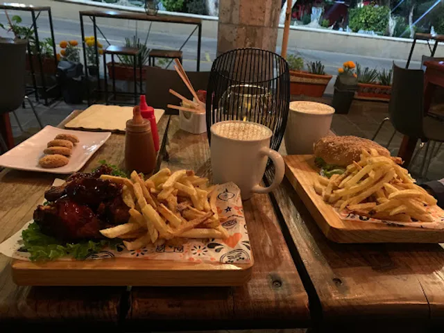 Cafeteria El 1000 Amores Sucursal 2