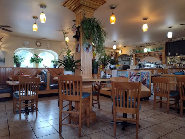 Paradise Bar & Grill