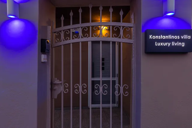 Konstantinos villa