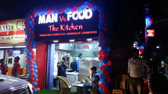 Defence Colony Flyover Market