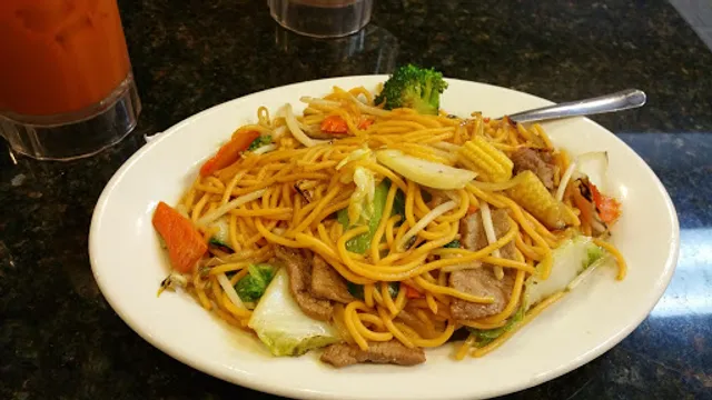 BaanBaan - Bangkok Style Thai Food