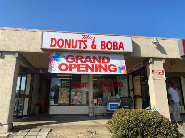 Miss donuts & Boba