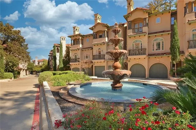 Villas of Lost Canyon