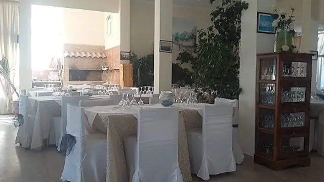 Ristorante Internazionale Di Leccese D.& R. Sas