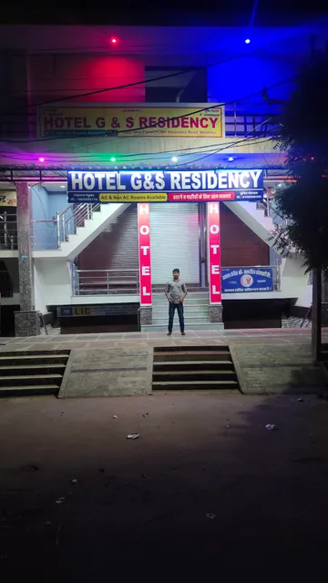 SPOT ON Hotel G&s Residency
