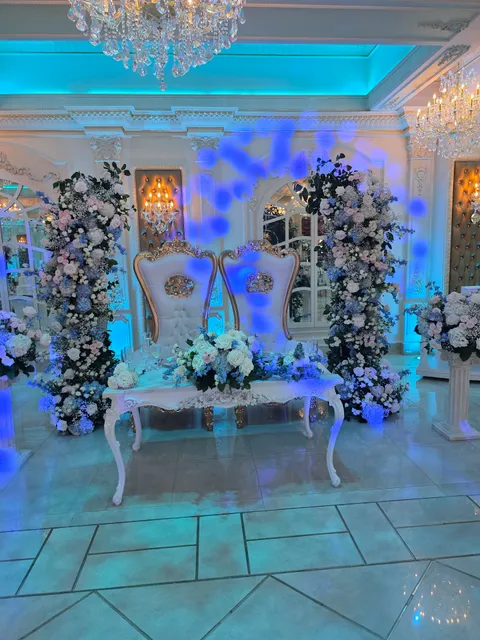 b u d s & b l o o m s | ny