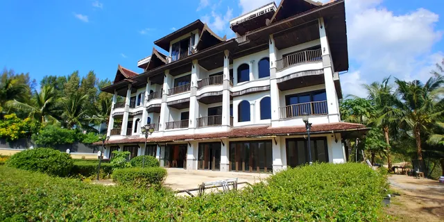 Khaolak Riverside Resort & Spa