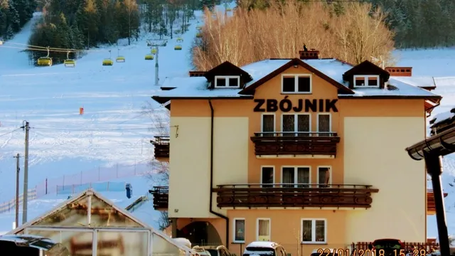 Pokoje Gościnne "Zbójnik"