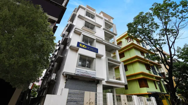 FabHotel Majestic Suite