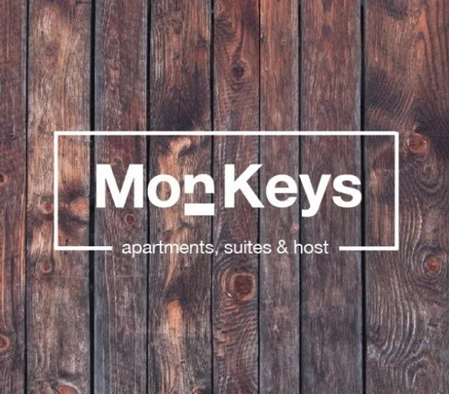 Monkeys Apartments Office