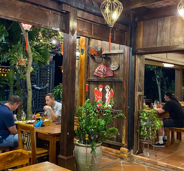 LEMONGRASS RESTAURANT