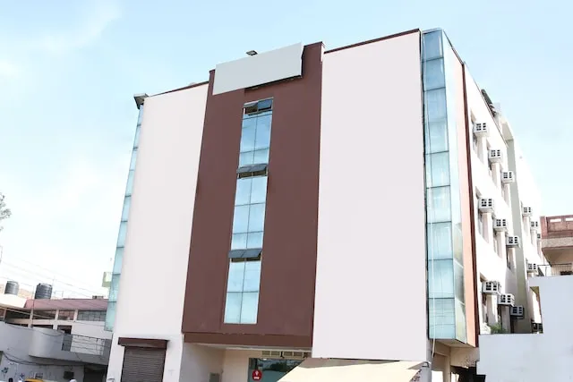 OYO Flagship K K Residency
