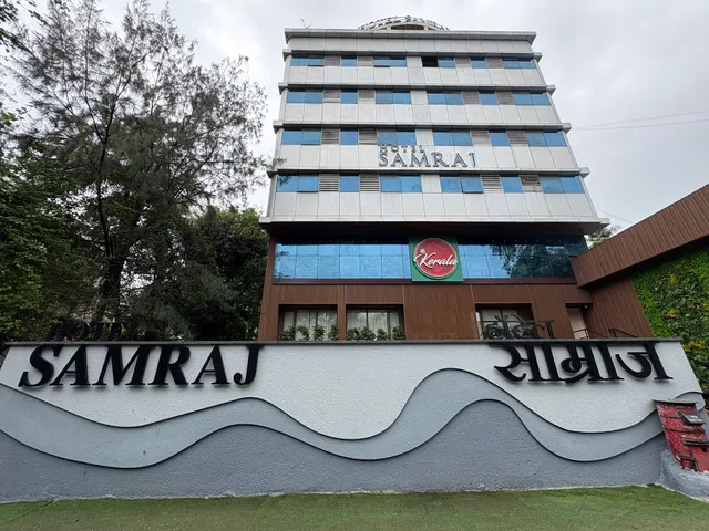 Hotel Samraj