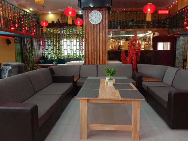 Ji-Gong Asian Cuisine & Karaoke