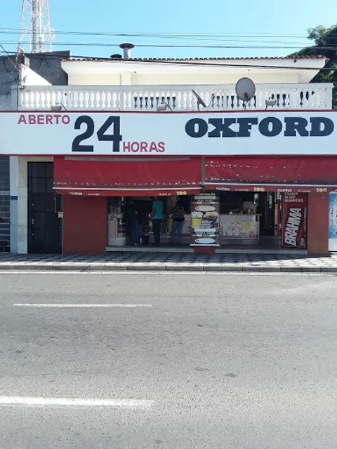 Oxford Rei do Pernil