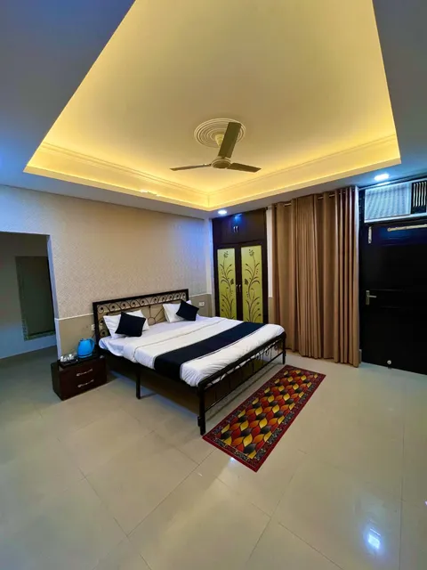 SUNRISE RETREAT HOMESTAY AGRA