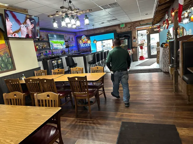 Don Carlos Bar & Grill