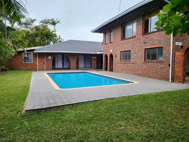 Emangunini Guest House