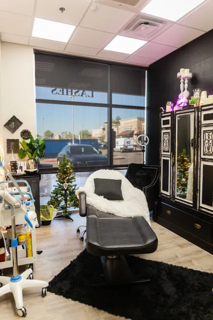 Platinum Beauty by Ashley