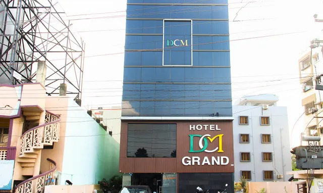Hotel D C M Grand - Hotel in Krishnalanka