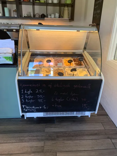 Lykkelund Gedemejeri & besøgsgård