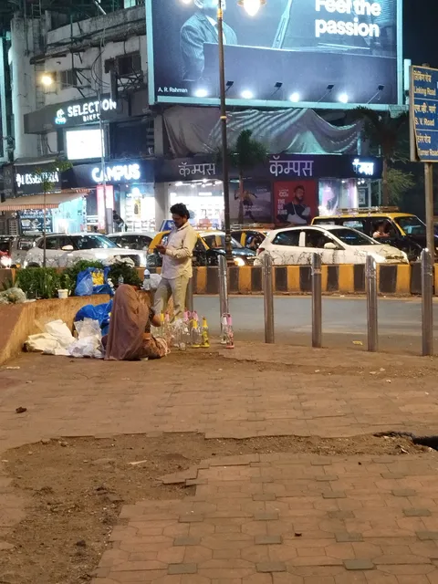 Linking road Bandra west
