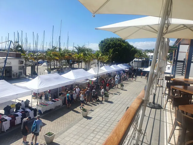 Mercadillo/Market Puerto Calero