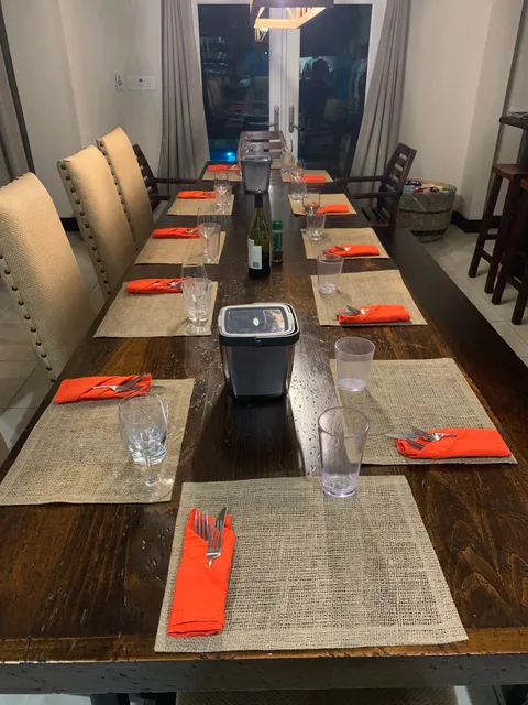 Inky's 19th Hole Bar & Grill