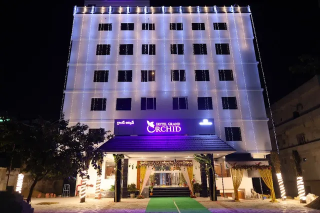 HOTEL GRAND ORCHID