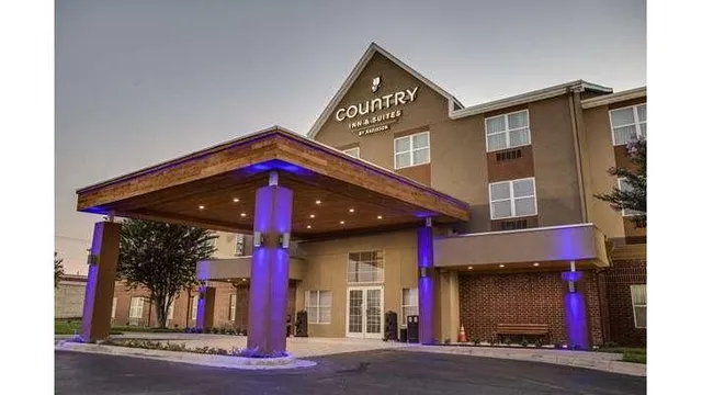 Country Inn & Suites by Radisson, Harlingen, TX