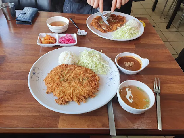국수랑돈가스랑