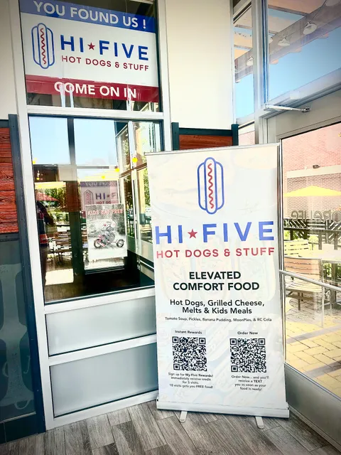 Hi-Five Hot Dogs & Stuff