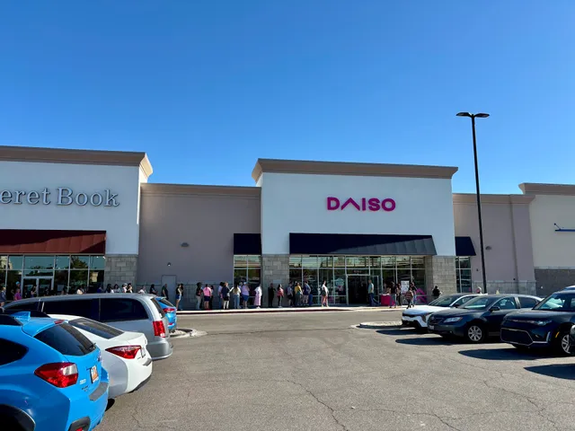 Daiso - Japanese Household Goods