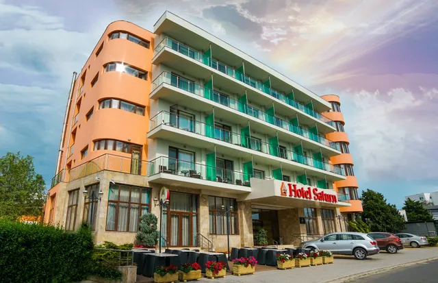 Hotel Saturn
