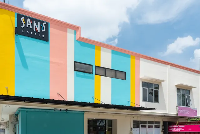 Sans Hotel Bubulak bogor