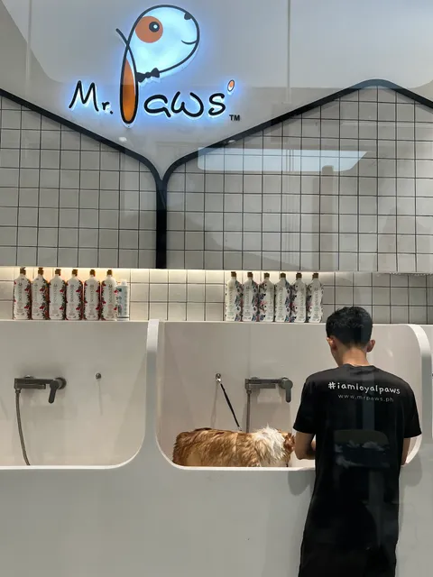 Mr.Paws BGC - Pet Care Grooming & POD Pet Care Hotel