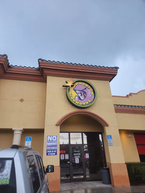 Shoppes At the Forest