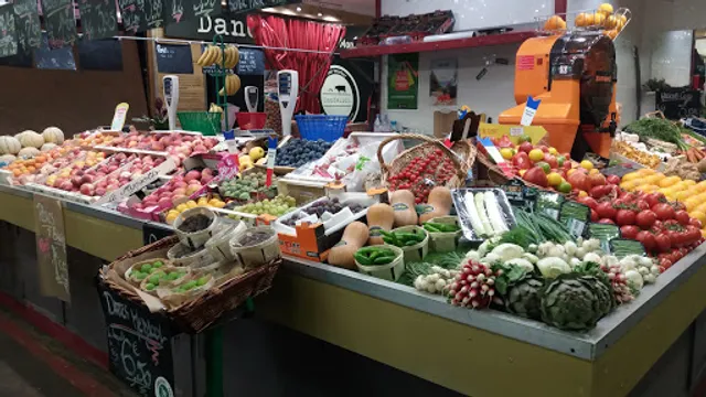 Batignolles organic market