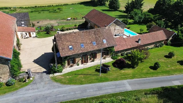 La Petite Ecurie Gite @ La Madone