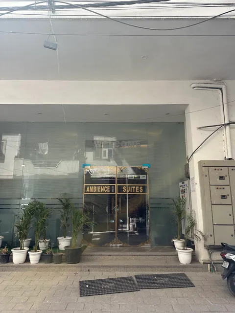 Hotel Ambiance plaza