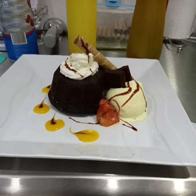 Mayan Fiesta Rum Cakes & Gifts