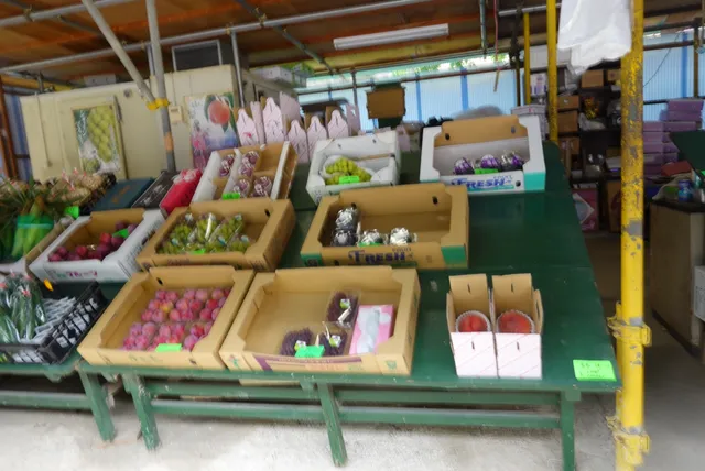 フルーツ直売所