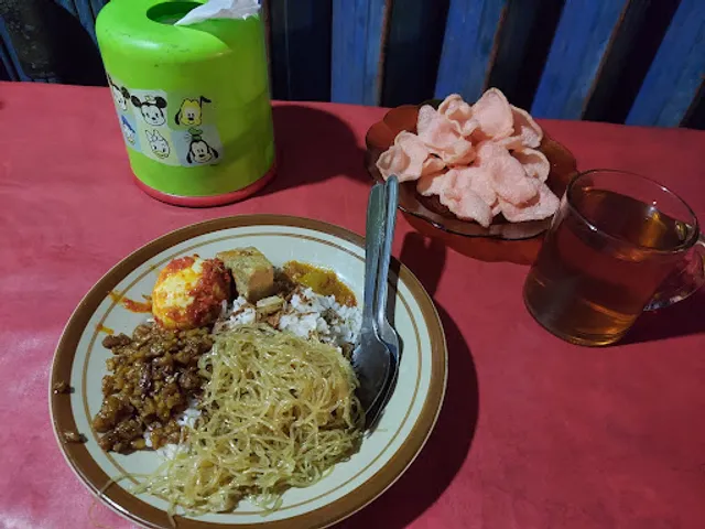 Nasi uduk ibu ibah