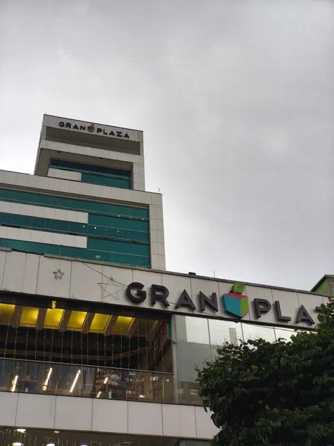 Gran Plaza (F)