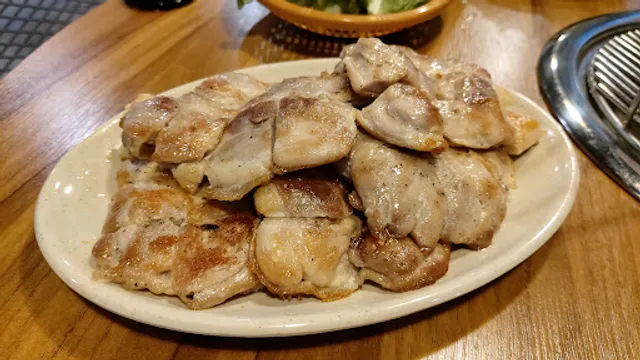 꼼장어마을닭발집