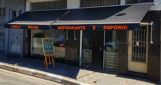 Familia Molina Restaurante e Empório