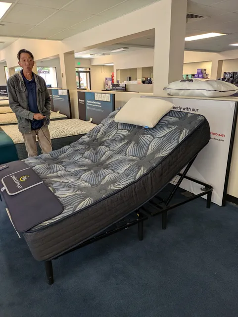 Mattress Firm Kapiolani