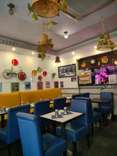 Chutney Bites - 20% OFF for Students *Min. purchase €10. Excludes drinks & combos.(Only Weekdays)