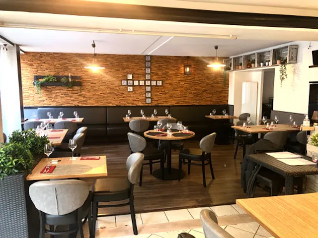 Les Petites Cocottes